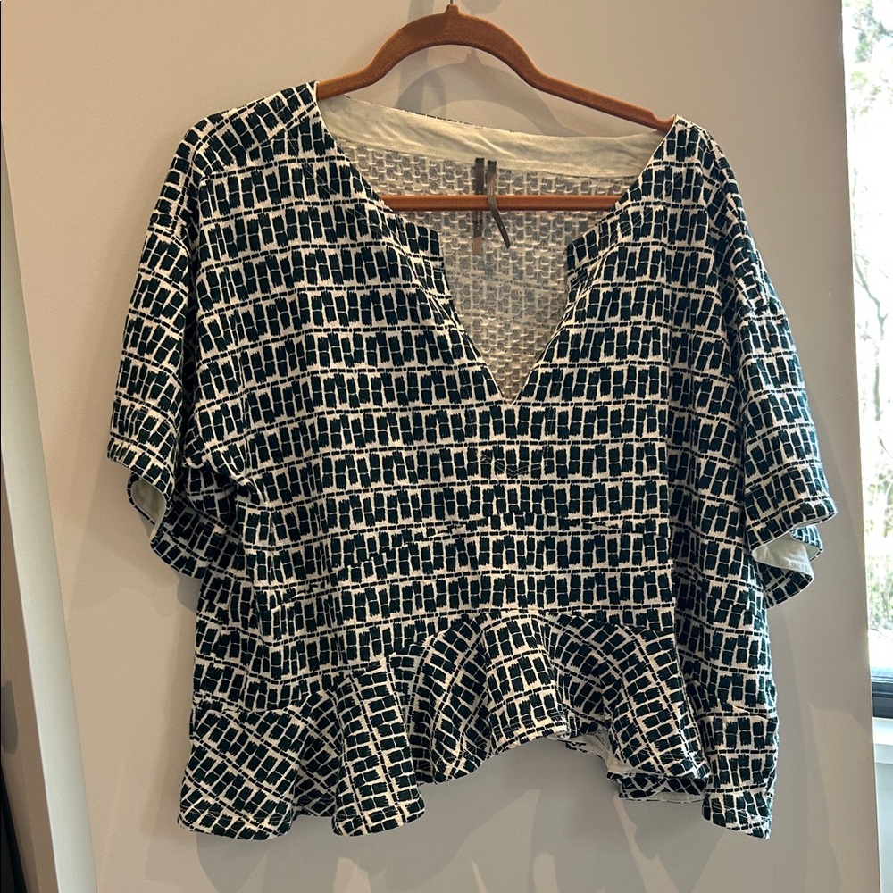 Anthropologie Forest green & White Patterned Peplum Women's Top